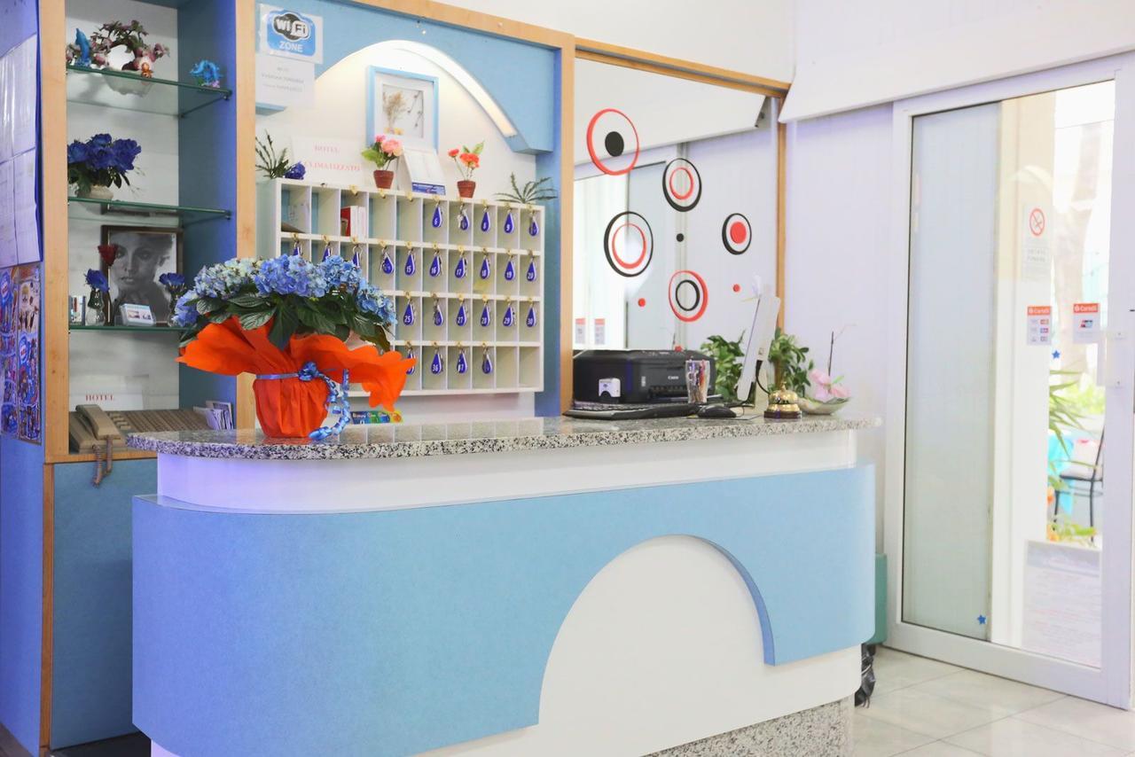 Hotel TV Rimini Exterior foto